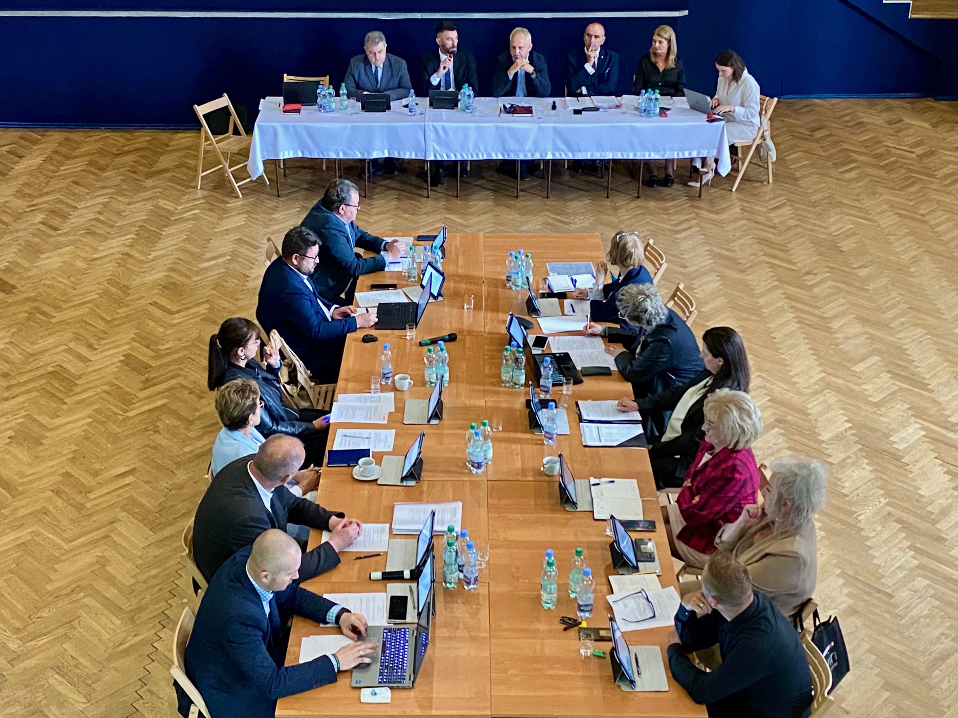 Sesja absolutoryjna w MOK